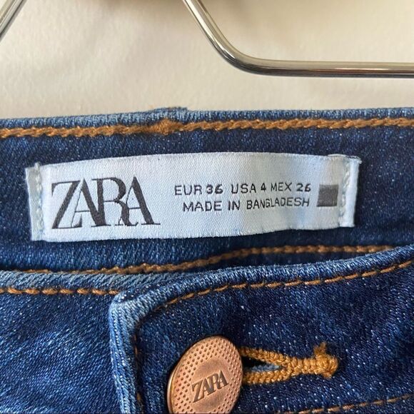 Zara-medium Wash Mid-Rise Distressed Raw Hem Skinny Jeans (Size:4US) - Picture 9 of 10